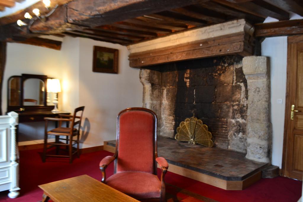 Les Trois Cheminees Chambres D'Hotes Livarot-Pays-d'Auge エクステリア 写真