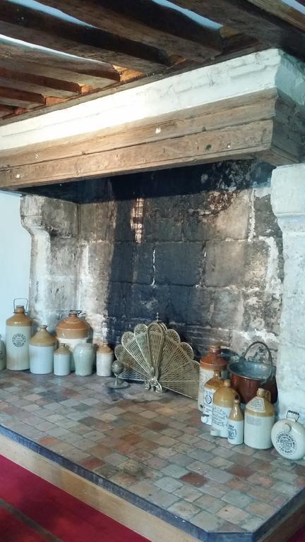Les Trois Cheminees Chambres D'Hotes Livarot-Pays-d'Auge エクステリア 写真